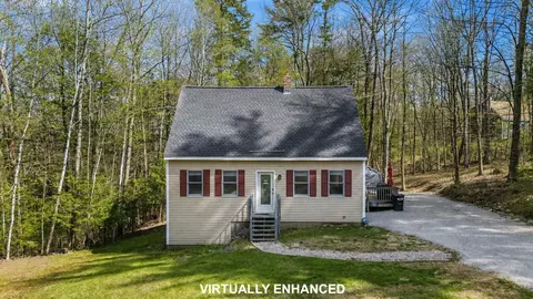 51 Guys Ln, Weare, NH 03281