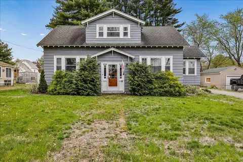 36 Lamprey St, Manchester, NH 03102