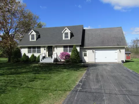 78 Mountain View Dr, Swanton, VT 05488