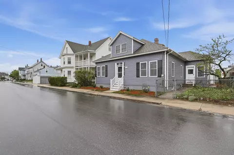 146 12 Chestnut St, Nashua, NH 03060