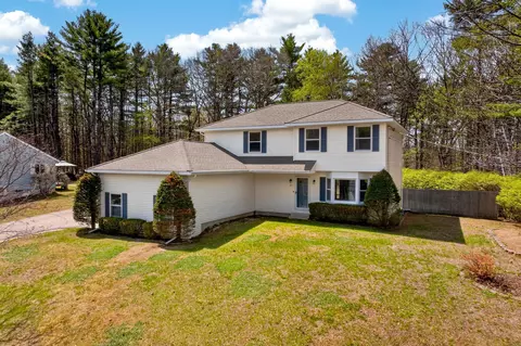 21 Emerald Dr, Laconia, NH 03246
