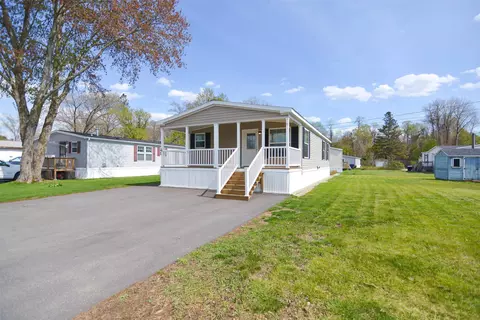 38 Hazel Dr, Concord, NH 03301