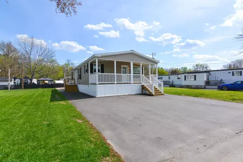 38 Hazel Dr, Concord, NH 03301