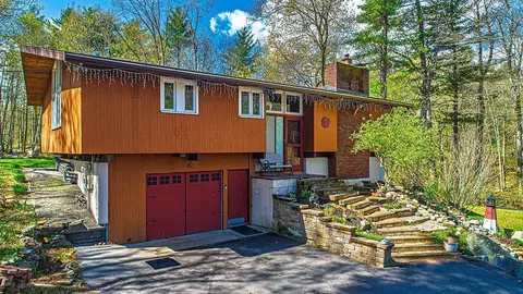 Exterior - 5 Quarry Rd, Hampstead, NH 03841 photo 1 of 5
