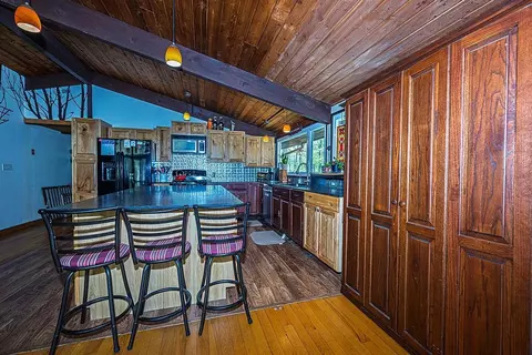 Kitchen - 5 Quarry Rd, Hampstead, NH 03841 photo 3 of 4