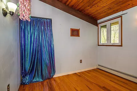 Bedroom - 5 Quarry Rd, Hampstead, NH 03841 photo 1 of 3