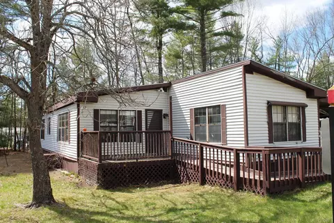 106 Donald Dr, Goffstown, NH 03045