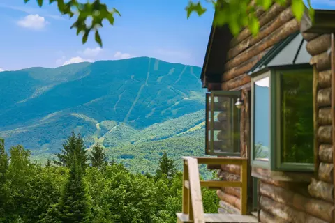 421 Stagecoach Rd, Fayston, VT 05673