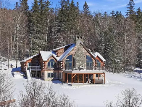 421 Stagecoach Rd, Fayston, VT 05673