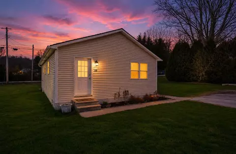 68 Bouthillette Cir, St. Albans Town, VT 05478