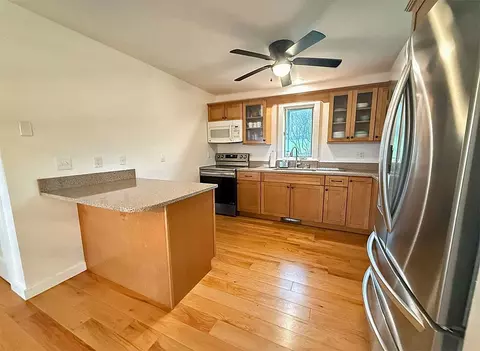 Kitchen - 66 Hemmsted Cir, Castleton, VT 05735 photo 1 of 3