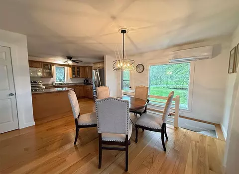 Dining - 66 Hemmsted Cir, Castleton, VT 05735 photo 2 of 3