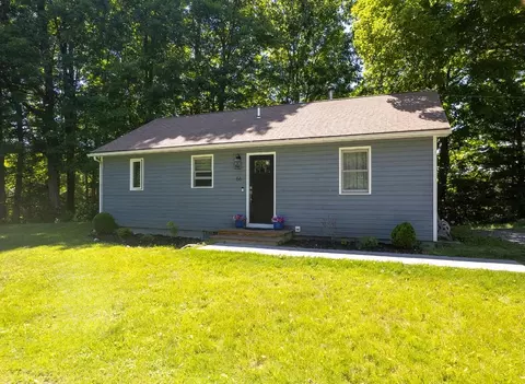 66 Hemmsted Cir, Castleton, VT 05735