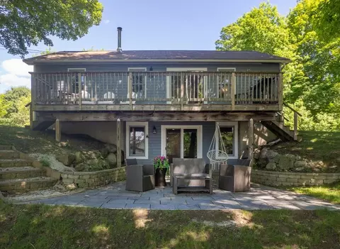 66 Hemmsted Cir, Castleton, VT 05735