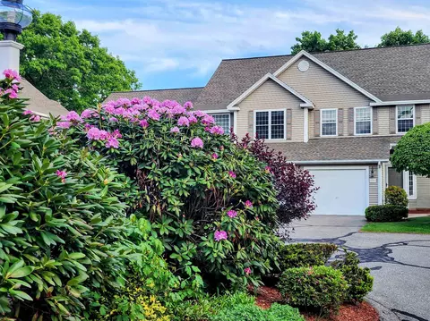 3 Summer Snow Ln, Bedford, NH 03110