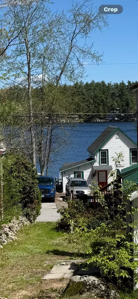 6 Milford St, Amherst, NH 03031