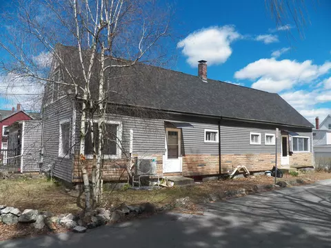 21-23 N Groton St, Nashua, NH 03060