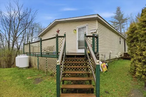 3348 Severance Hill Rd, Saint Johnsbury, VT 05819