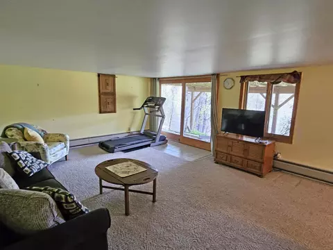 Living - 25 Yeaw Rd, Dover, VT 05341 photo 2 of 2