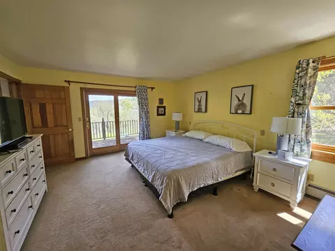 Bedroom - 25 Yeaw Rd, Dover, VT 05341 photo 1 of 5