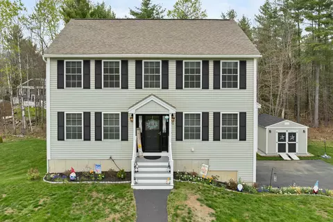 73 Bailey Dr, Pittsfield, NH 03263