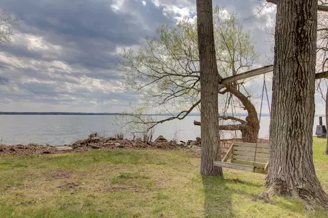 Exterior - 23 Mud Pt S, Alburgh, VT 05440 photo 3 of 12