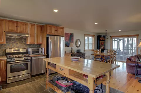 Kitchen - 23 Mud Pt S, Alburgh, VT 05440 photo 2 of 5