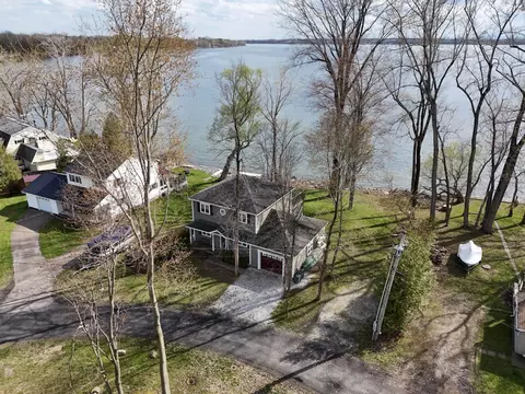 View/Area - 23 Mud Pt S, Alburgh, VT 05440 photo 1 of 7