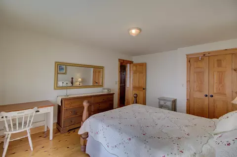 Bedroom - 23 Mud Pt S, Alburgh, VT 05440 photo 3 of 10