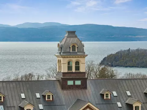 375 North Ave #503, Burlington, VT 05401
