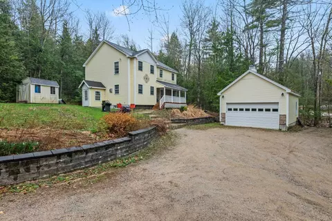 10 Landsdown Ln, Conway, NH 03818