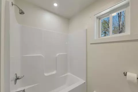 Bath - 35 Rolling Ridge Rd, Bartlett, NH 03812 photo 6 of 6