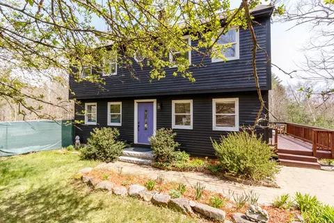71 Baptist Rd, Canterbury, NH 03224