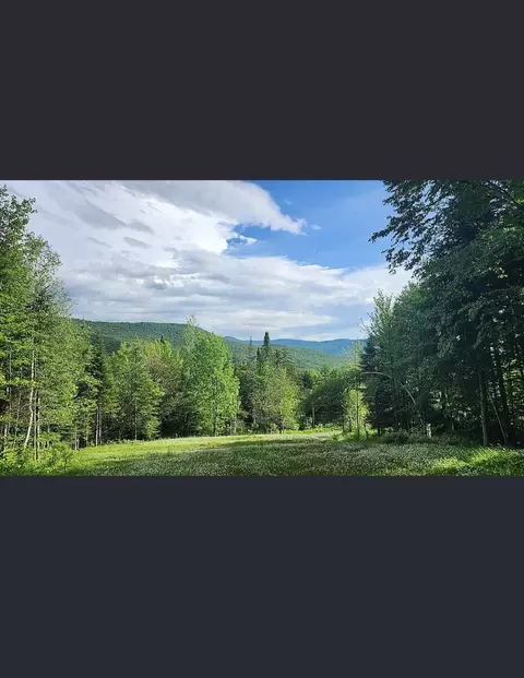 125 Evergreen Ln, Montgomery, VT 05471