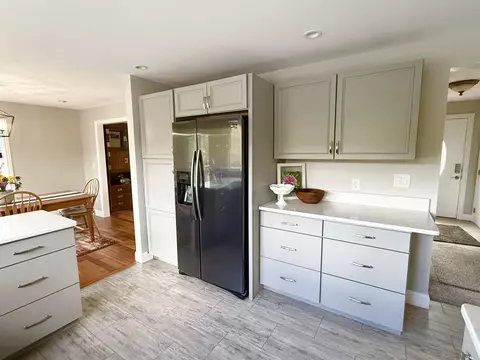 Kitchen - 13 Ferry Rd, Bow, NH 03304 photo 3 of 4