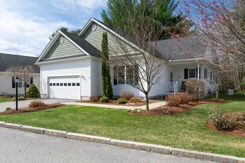 16 Nevins Dr, Londonderry, NH 03053