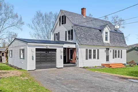 22 Waterman St, Orange, VT 05641