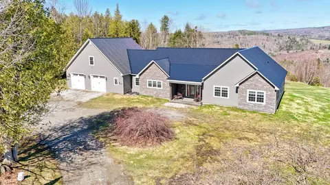1032 Burton Hill Rd, Barton, VT 05822