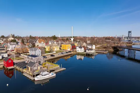 114 Mechanic St, Portsmouth, NH 03801