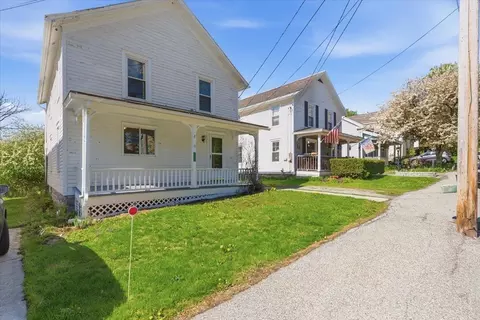 8 West St, Bennington, VT 05257