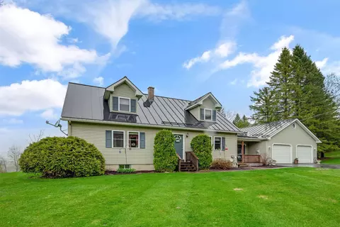 93 Carpenter Blvd, Charleston, VT 05872