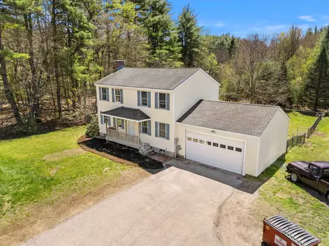 11 Jennifer Ln, Weare, NH 03281