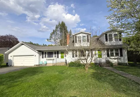 25 Speno Ct, Brattleboro, VT 05301