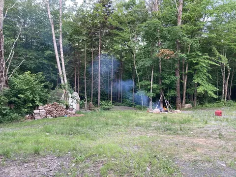 901 Journeys End Rd, Jay, VT 05859 photo 3