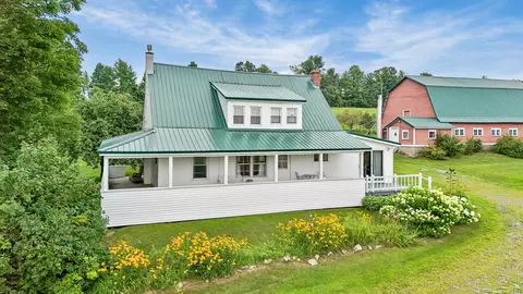 2066 Hinman Settler Rd, Brownington, VT 05860