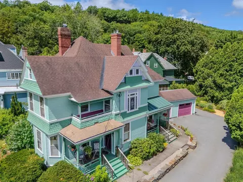 41 Chapin St, Brattleboro, VT 05301
