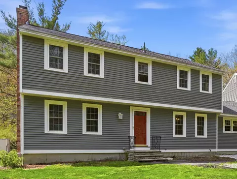 1 Denbow Rd, Durham, NH 03824