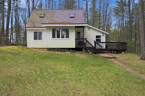 101 Canterbury Shore Dr, Canterbury, NH 03224