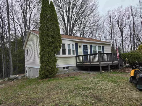 236 Walker Hill Rd, Weare, NH 03281
