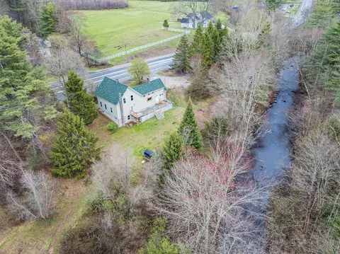 View/Area - 1685 Dover Rd, Epsom, NH 03234 photo 3 of 5
